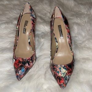 BCBG multicolored pumps